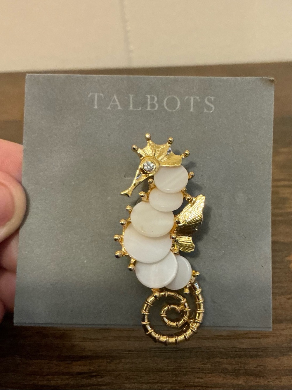 Talbots Gold Tone Mother of Pearl Seahorse Brooch Pin Coastal Summer Jewelry NWT